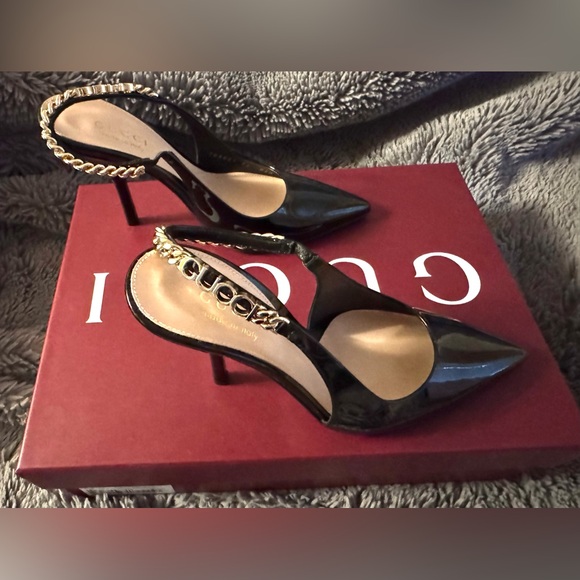 Gucci Shoes - Gucci Signoria Slingback Pump Women’s Size 35 (US Size 5) Shiny Black Leather